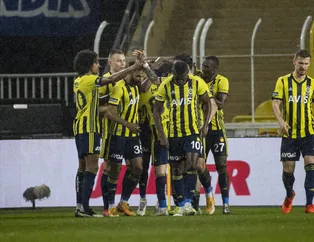 Fenerbahçe'ye Mesut Özil uyarısı: Performans almak istiyorlarsa...