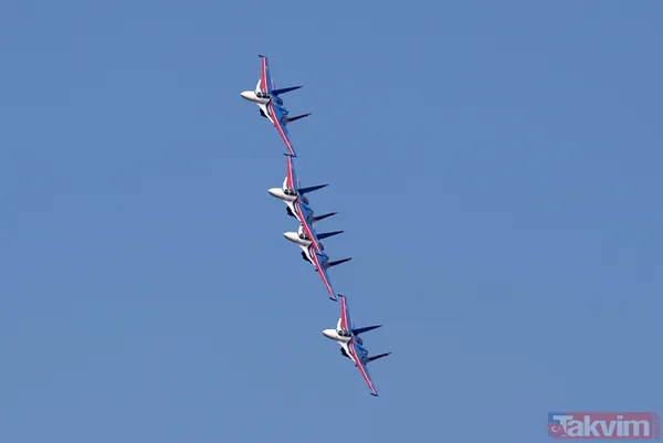 Rus Şövalyeleri TEKNOFEST'te! Su-30 pilotlarının gösteri uçuşu nefes kesti - 6