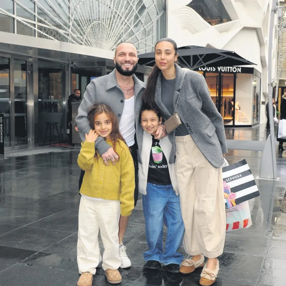 Üç aydır otelde kalıyor