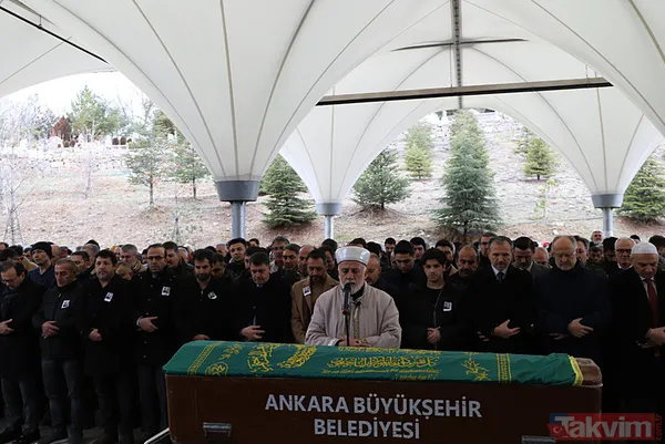 Usta Yazar Bülent Akyürek'e veda: Son yolculuğuna uğurlandı - 14