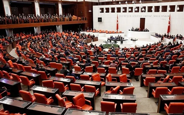 ikinci-yargi-paketi-ne-zaman-cikacak-iceriginde-neler-var-iste-af-yasasi-ve-ceza-indiriminde-son-durum-1573489157985.jpg İkinci yargı paketi ne zaman çıkacak? İçeriğinde neler var? İşte af yasası ve ceza indiriminde son durum-4