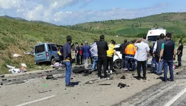 Sivas'ta katliam gibi kaza: Ölenlerin arasında çocuklar da var