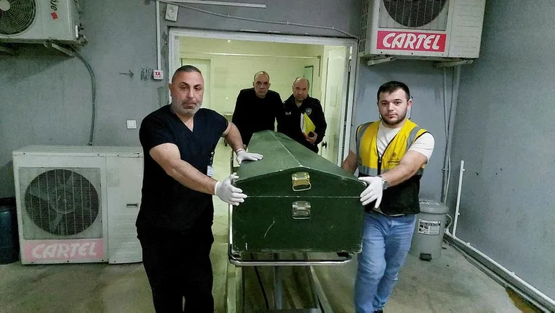 feci-olay-2-akrep-yedi-kurtarilamadi-1713259180714.jpeg Feci olay! 2 akrep yedi kurtarılamadı-3