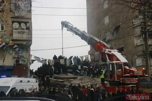 KAHRAMANMARAŞ'TA DEPREM: Deprem bölgesinde arama kurtarma çalışmaları sürüyor! İşte bölgeden son dakika gelişmeler - 23
