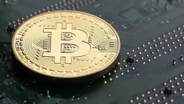 Bitcoin'de deprem! Kripto para birimi Bitcoin 10 ayın en düşük seviyesine geriledi-2