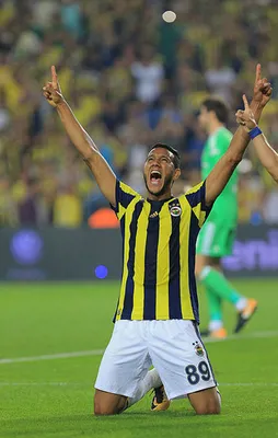 Josef de Souza'dan derbi göndermesi