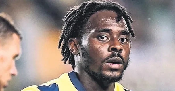 Libya’da büyük gerilim: Osayi Samuel, havalimanında mahsur kaldı
