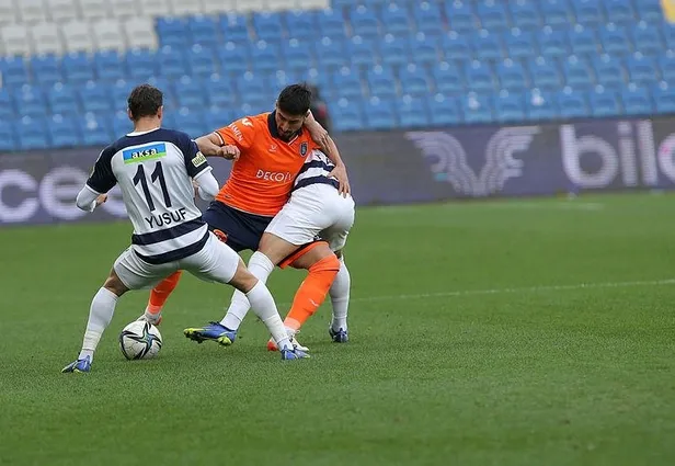 basaksehir-zorlu-kasimpasa-mucadelesinde-son-dakika-3-puani-kapti-2-1-1639235564073.jpeg Başakşehir zorlu Kasımpaşa mücadelesinde son dakika 3 puanı kaptı! 2-1-9