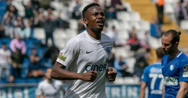 Beşiktaş yeni golcüsü için rota değiştirdi: Hedefte Koita var