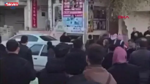 Şanlıurfa’da taşlı-sopalı kavga: O anlar kamerada!