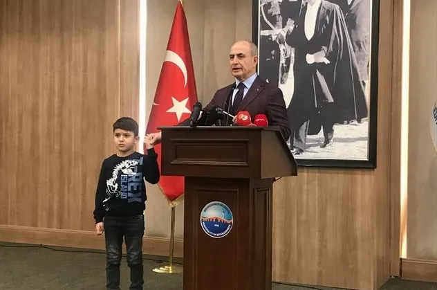 CHP'li Hasan Akgün'den tepki çeken hareket