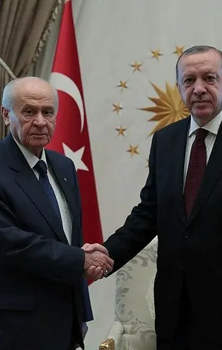Devlet Bahçeli'den Başkan Erdoğan'a tebrik telefonu