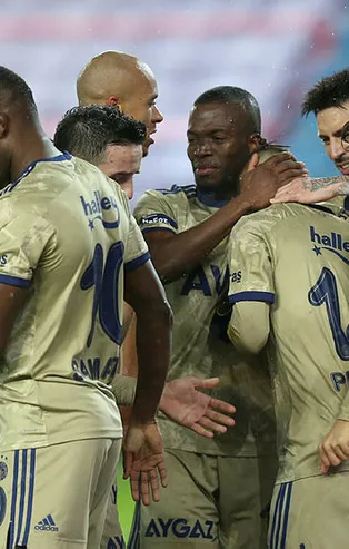 Fenerbahçe'de flaş karar! Caner Erkin'den sonra 8 isme daha ceza