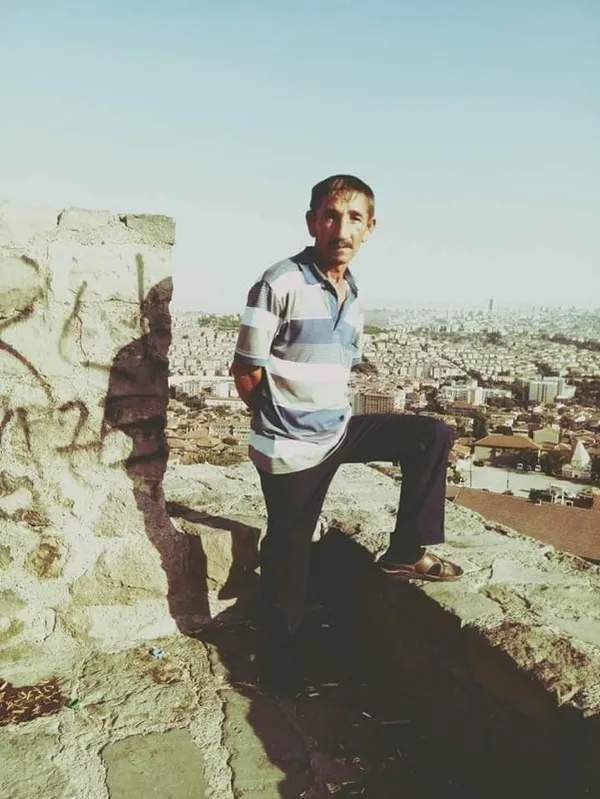 ankarada-insaat-halindeki-insaatin-iskelesinin-cokmesi-sonucu-kalip-ustasi-iki-kardes-hayatini-kaybetti-1623851549207.jpg Ankara'da inşaat halindeki inşaatın iskelesinin çökmesi sonucu kalıp ustası iki kardeş hayatını kaybetti-6