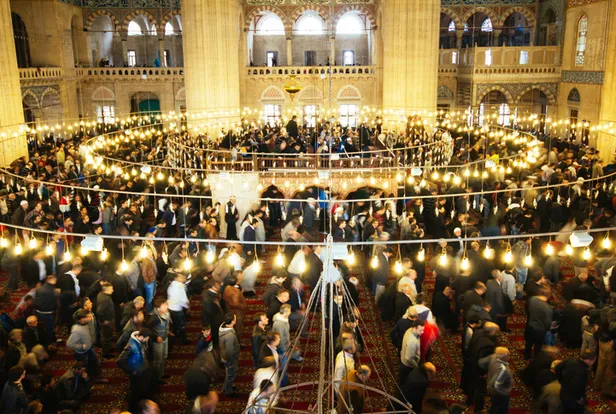 Kadir Gecesi neden Ramazan'ın 27. gecesi idrak edilir? Kadir Gecesi alametleri nelerdir? Kadir Gecesi neden 27. gecedir?-3