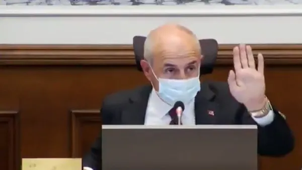 son-dakika-chpli-buyukcekmece-belediye-baskani-hasan-akgunden-kadin-meclis-uyesine-hakaret-surekli-lastigi-patliyor-1621585454016.jpg SON DAKİKA: CHP'li Büyükçekmece Belediye Başkanı Hasan Akgün'den kadın meclis üyesine hakaret: Sürekli lastiği patlıyor-3