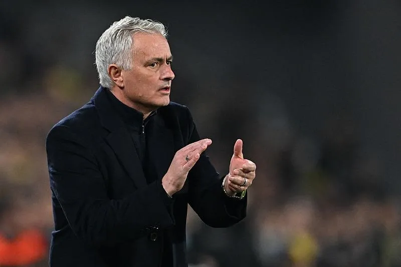 Gece-gündüz Rangers mesaisi! Jose Mourinho rövanş öncesi zafer planına çalışıyor (Takvim.com.tr | Foto Arşiv)