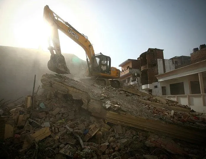 Müslümanlara alçak saldırı! Öldürdüler evlerini yıktılar