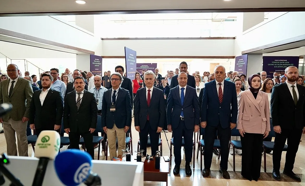 mersinde-akdeniz-ve-sehrin-cevre-ve-iklim-gelecegi-masaya-yatirildi-1778596215287.jpeg Mersin’de Akdeniz ve şehrin çevre ve iklim geleceği masaya yatırıldı-4