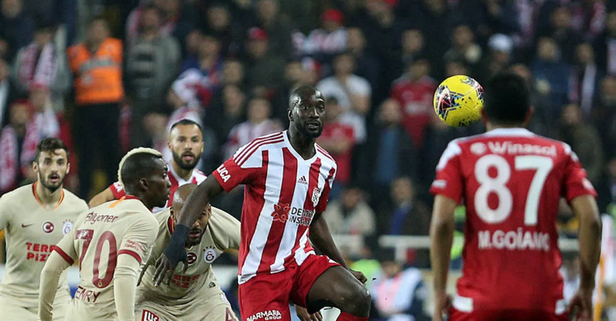 MAÇ SONUCU: Sivasspor 2-2 Galatasaray