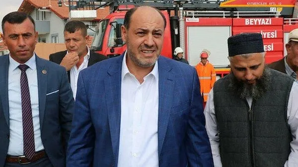 mahkeme-salonunu-buz-kestiren-ifade-unlulerin-hocasi-salih-memisoglu-cinayetinde-flas-tanik-1629283351668.jpg Mahkeme salonunu buz kestiren ifade! Ünlülerin hocası Salih Memişoğlu cinayetinde flaş tanık-3