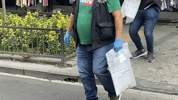 istanbulda-ekipleri-alarma-geciren-olay-supheli-cantada-el-bombasi-bulundu-1654518893980.jpg İstanbul'da ekipleri alarma geçiren olay! Şüpheli çantada el bombası bulundu-2