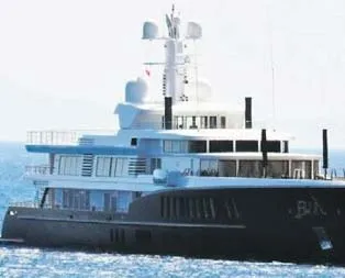 Kuşadası’na demirledi