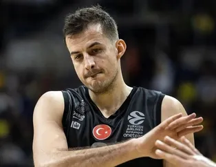Bjelica’dan parkelere veda