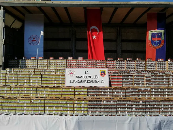 Jandarmadan dev operasyon! 8 milyon lira değerinde kaçak puro ele geçirildi-2