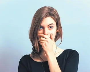 Geçmeyen AFT dil kanseri habercisi