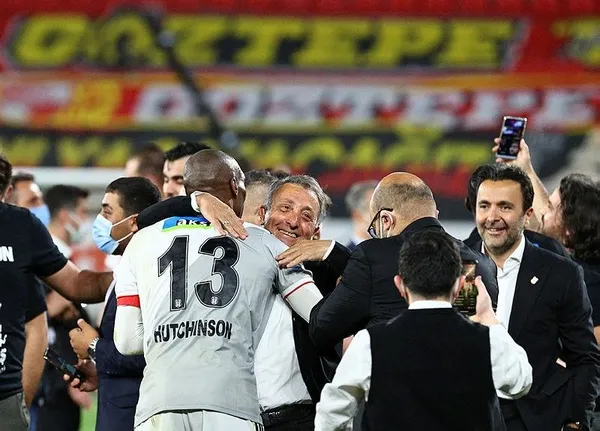 ciddi-bir-gelir-elde-ettiler-sampiyonlugunu-ilan-eden-besiktas-ne-kadar-para-kazanacak-1621110900867.jpeg Ciddi bir gelir elde ettiler: Şampiyonluğunu ilan eden Beşiktaş ne kadar para kazanacak?-5