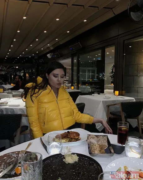 Bahar Candan'dan şaşırtan paylaşım! Bahar Candan'ın göbekli hali sosyal medyada olay oldu... - 7