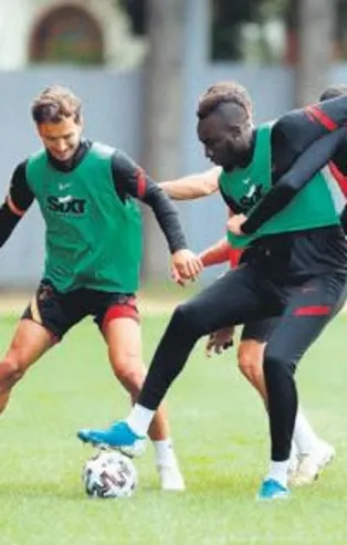 Fatih Terim’den takıma izin yok