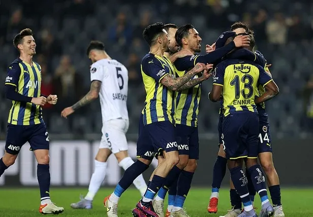fenerbahce-1-2-adana-demirspor-mac-sonucu-1641853762552.jpeg