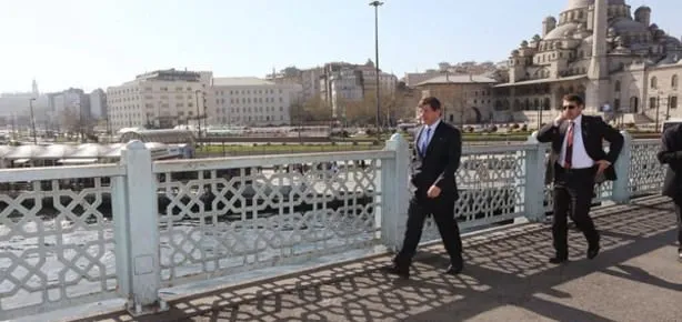 Davutoğlu’dan sabah yürüyüşü