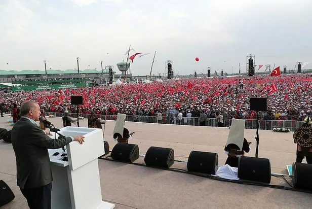 baskan-erdogan-istanbulun-fethinin-569-yili-kutlamalari-ve-millet-bahcesi-ilk-fidan-dikim-toreninden-aciklamal-1653859307453.jpeg Başkan Erdoğan İstanbul'un Fethi'nin 569. Yılı kutlamaları ve Millet Bahçesi ilk fidan dikim töreninden açıklamalarda bulundu-5