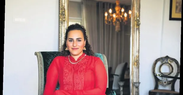 Merhume Manolya Onur’un kızı Nilüfer mutfağa girdi