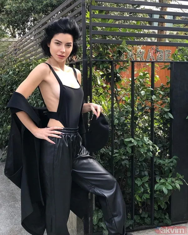 Merve Boluğur ‘parası mı bitti acaba’ deyip halk otobüsünden paylaştı! Kimi tanıdı kimi tanımadı o anlar sosyal medyaya damga vurdu - 7