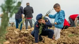 "Milli Ağaçlandırma Günü"nde fidanlar toprakla buluştu