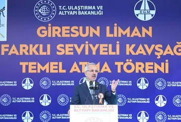Son dakika: Karadeniz'e hızlı tren müjdesi! Ulaştırma ve Altyapı Bakanı Abdulkadir Uraloğlu açıkladı