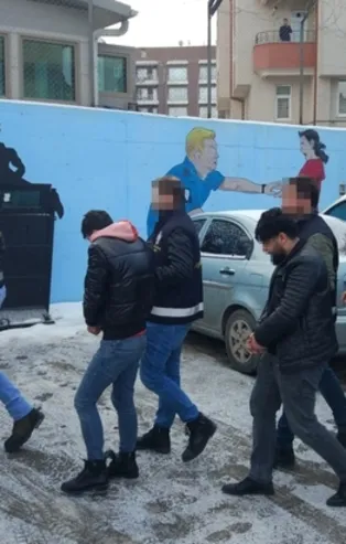Van'da fuhuş operasyonu! 15 daire mühürlendi