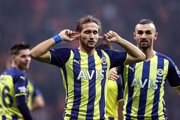 fenerbahcede-can-sikacak-iddia-miguel-cresponun-anlasmasindaki-madde-ortaya-cikti-1653035654184.jpeg Fenerbahçe'de can sıkacak iddia! Miguel Crespo'nun anlaşmasındaki madde ortaya çıktı-4