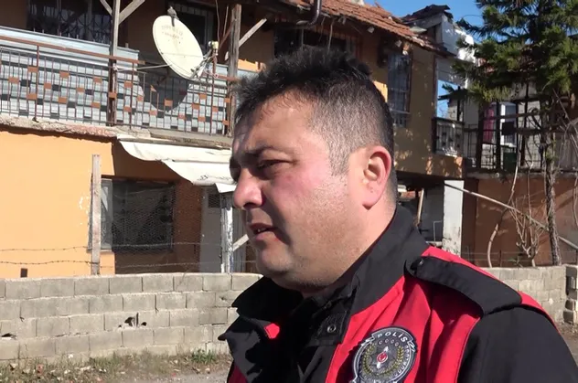 Şüpheli, polisin yüzünü tırnakladı