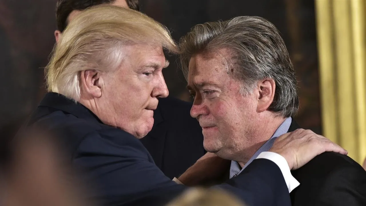 Trump Steve Bannon'un görevine son verdi