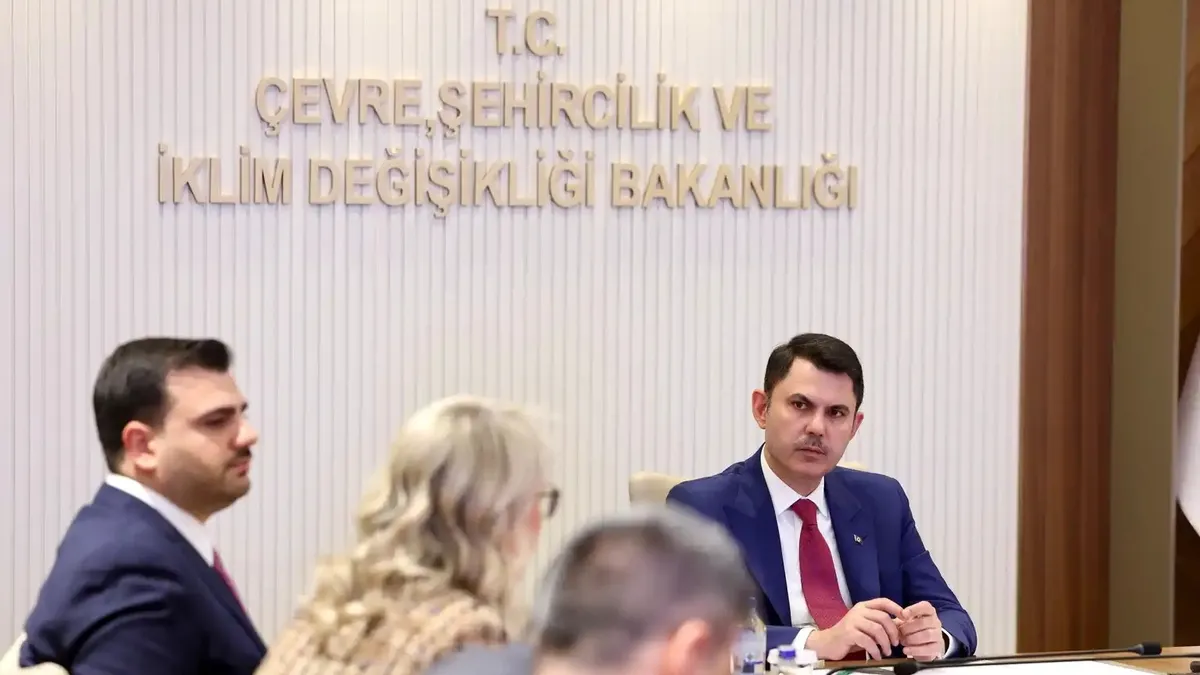 Bakan Murat Kurum ve Cemil Tugay bir araya geldi! Körfez ve kentsel dönüşüm masada