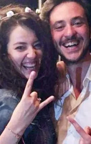 Pelin Akil hamile mi?