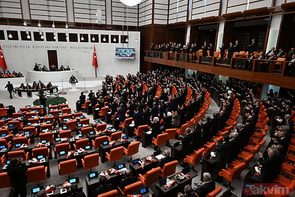 TBMM'de renkli anlar! Önce açılış sonra resepsiyon... Başkan Erdoğan'dan "biriz beraberiz" mesajı: Tek tek tokalaştı - 30