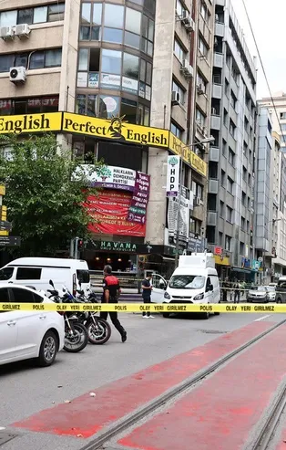 HDP binasına saldıran Onur Gencer aynı binada bulunan İngilizce kursuna keşif amaçlı yazılmış