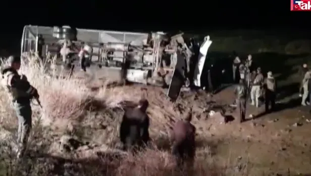 Yolcu otobüsü şarampole uçtu