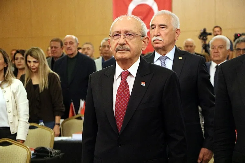 Kılıçdaroğlu’ndan İmamoğlu ve Özgür Özel’e yolsuzluk mesajı: Belediye başkanı olup köşeyi dönemezsin-5
